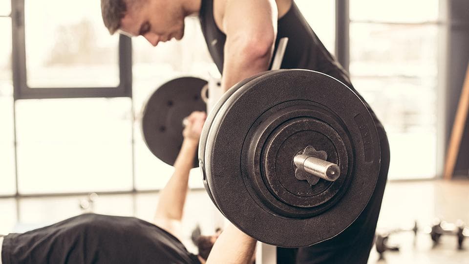 Why Personal Trainer South Beach Searches Are Growing in Miami